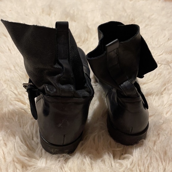 Minnelli Black Leather ankle boots made in Italy - Picture 5 of 9